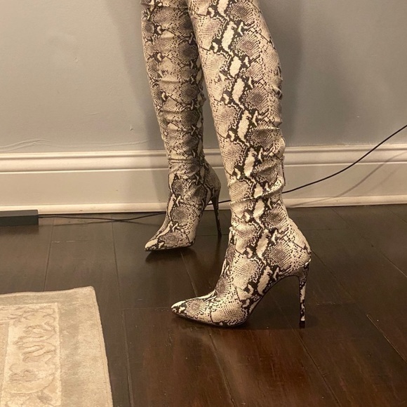 Steve Madden snake print - Picture 3 of 6